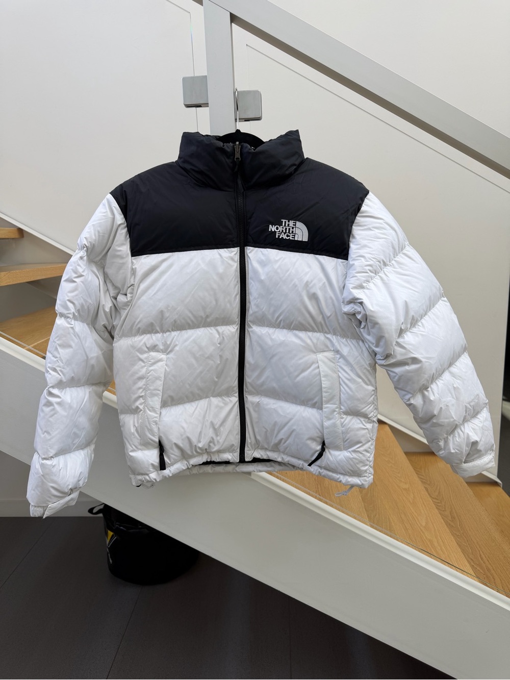 The North Face Men's Jacket - White/Black